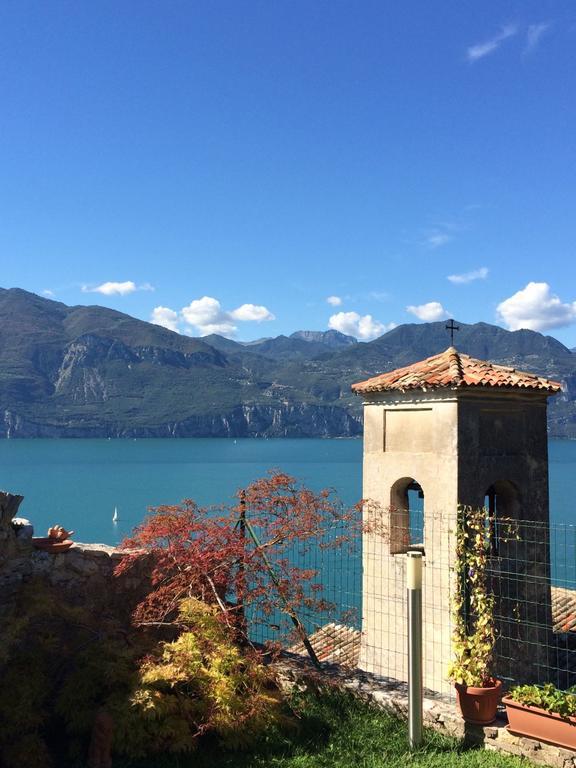 Appartamento Anna Brenzone sul Garda Exteriör bild