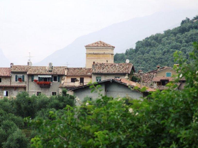 Appartamento Anna Brenzone sul Garda Exteriör bild
