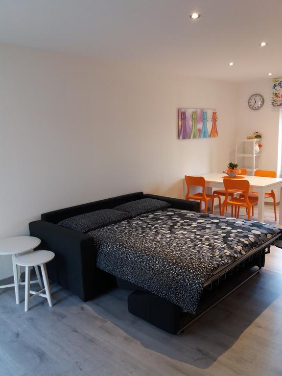 Appartamento Anna Brenzone sul Garda Exteriör bild
