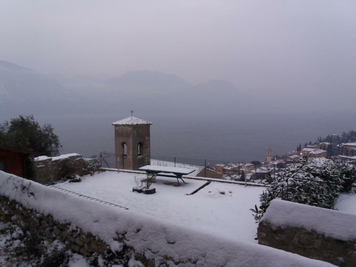 Appartamento Anna Brenzone sul Garda Exteriör bild